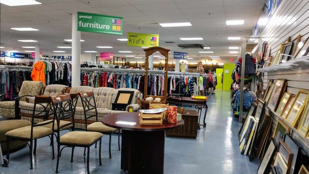 Goodwill Industries of the Chesapeake, Inc. | 7311 Ritchie Hwy, Glen Burnie, MD 21061, USA | Phone: (410) 863-5983