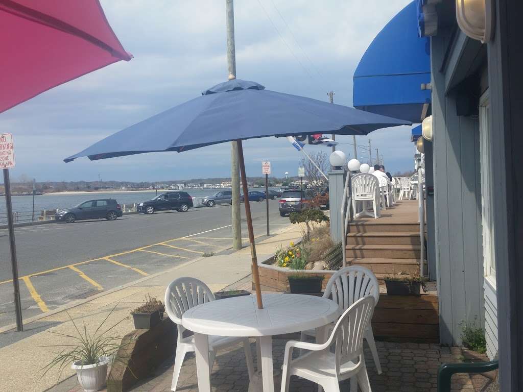 Riverside Cafe | 3914, 425 1st Ave, Manasquan, NJ 08736, USA | Phone: (732) 223-2233