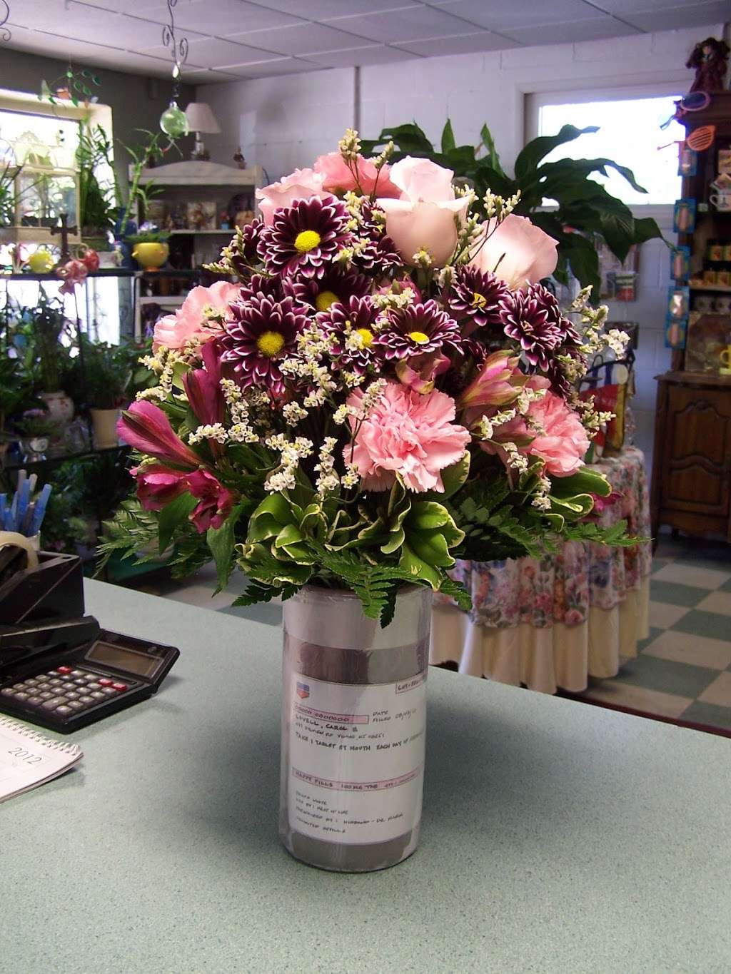 Heart to Heart Flower Shop | 137 Fishing Creek Rd, Cape May, NJ 08204, USA | Phone: (609) 886-5112