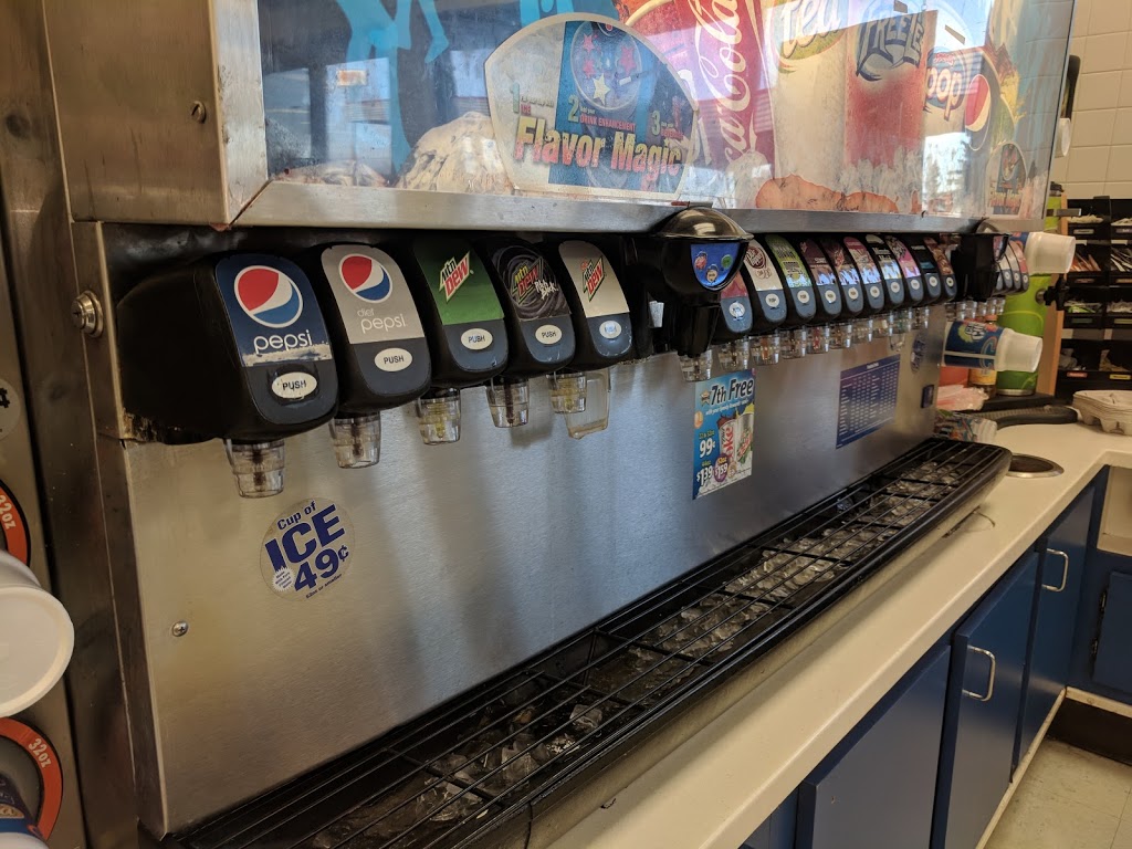 Speedway | 2045 N Riley Hwy, Shelbyville, IN 46176, USA | Phone: (317) 398-6525