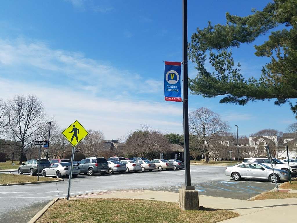 Visitor Parking | Academic Dr, Lincroft, NJ 07738, USA