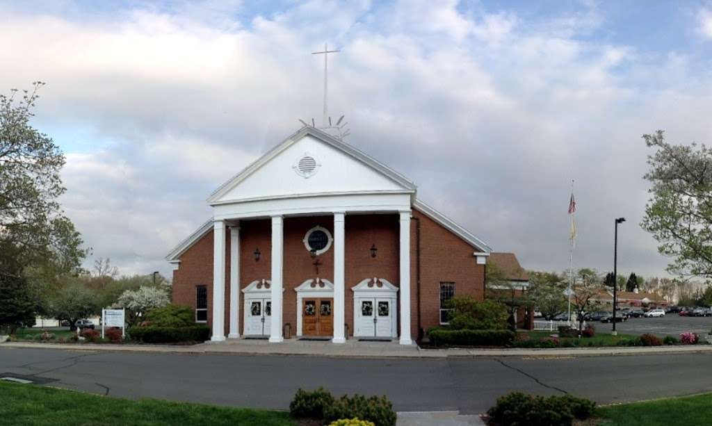 St. Rose of Lima Church | 46 Church Hill Rd, Newtown, CT 06470, USA | Phone: (203) 426-1014