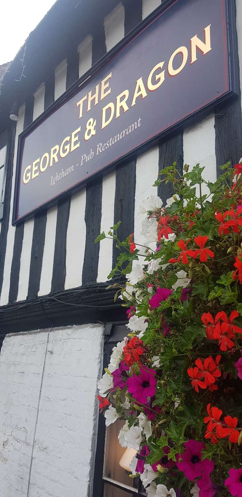 George & Dragon | The St, Ightham, Sevenoaks TN15 9HH, UK | Phone: 01732 882440