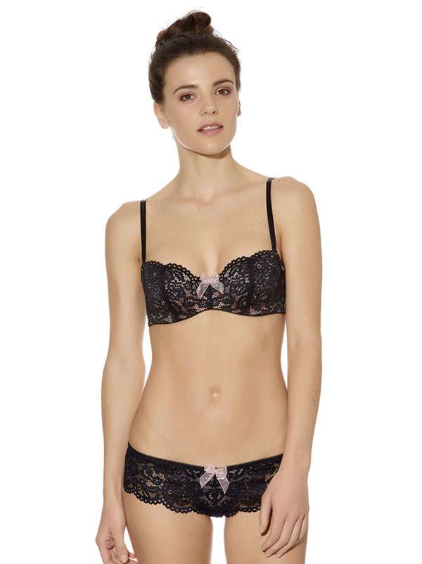 Bee 4 Bras | 11 Godlings Way, Braintree CM7 1HW, United Kingdom | Phone: +44 1245 490636