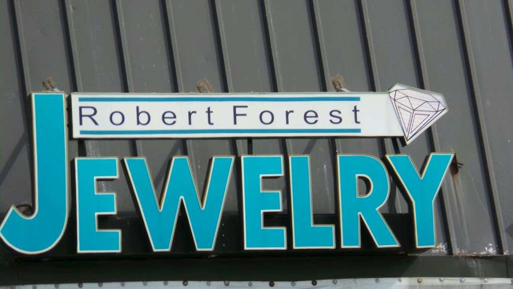 Robert Forest Fine Jewelers | 4344 Amboy Rd, Staten Island, NY 10312, USA | Phone: (718) 605-5152