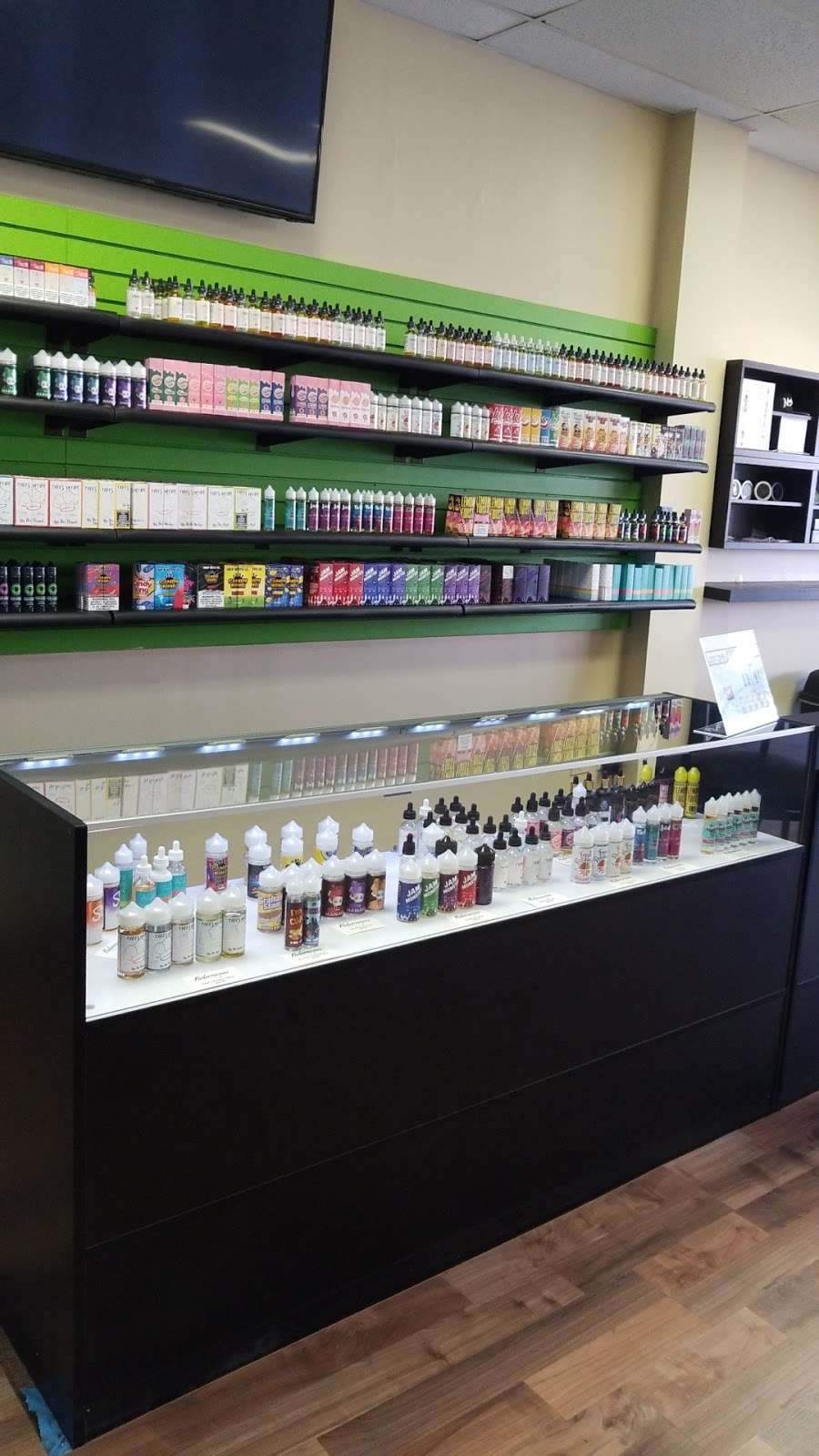 Kalamazoo Vapor - Gurnee | 1333 N Delany Rd, Gurnee, IL 60031, USA | Phone: (224) 656-5785