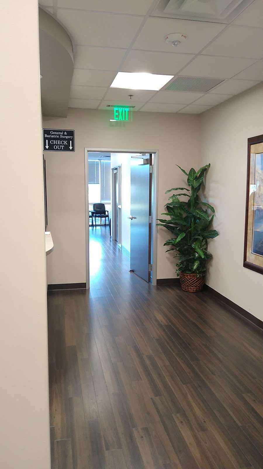 St. Josephs Westgate Medical Center | 7300 N 99th Ave, Glendale, AZ 85307, USA | Phone: (602) 406-0000