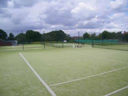 Buckhurst Hill Bowling and Lawn Tennis | 72 Epping New Rd, Buckhurst Hill IG9 5TX, UK | Phone: 020 8504 0780