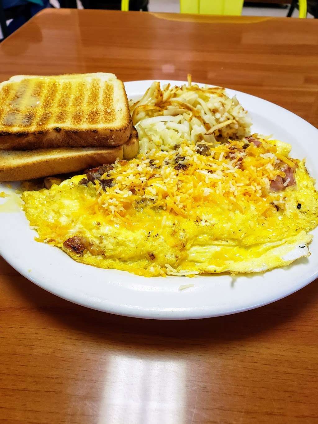 Mary Janes Cafe | 1042 S Maguire St, Warrensburg, MO 64093, USA | Phone: (660) 429-1596