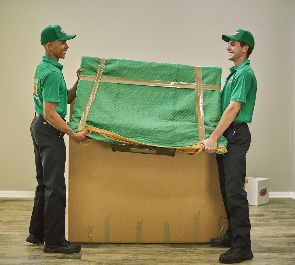 College Hunks Moving | 1310 Chisholm Valley Dr #406, Round Rock, TX 78681, USA | Phone: (512) 548-8608