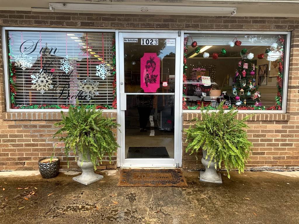 Sun Kissed Bella’s Tanning Salon & Boutique | 1023 W Catawba Ave, Mt Holly, NC 28120, USA | Phone: (704) 898-1209 Sun Kissed Bella’s Tanning Salon & Boutique | 1023 W Catawba Ave, Mt Holly, NC 28120, USA | Phone: (704) 898-1209