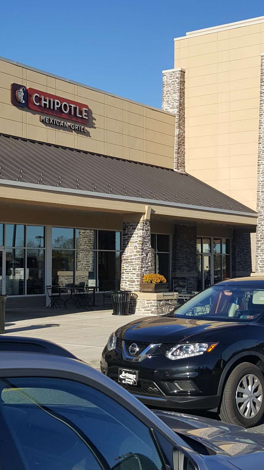 Chipotle Mexican Grill | 116 Township Line Rd #206, Havertown, PA 19083, USA | Phone: (610) 853-8260