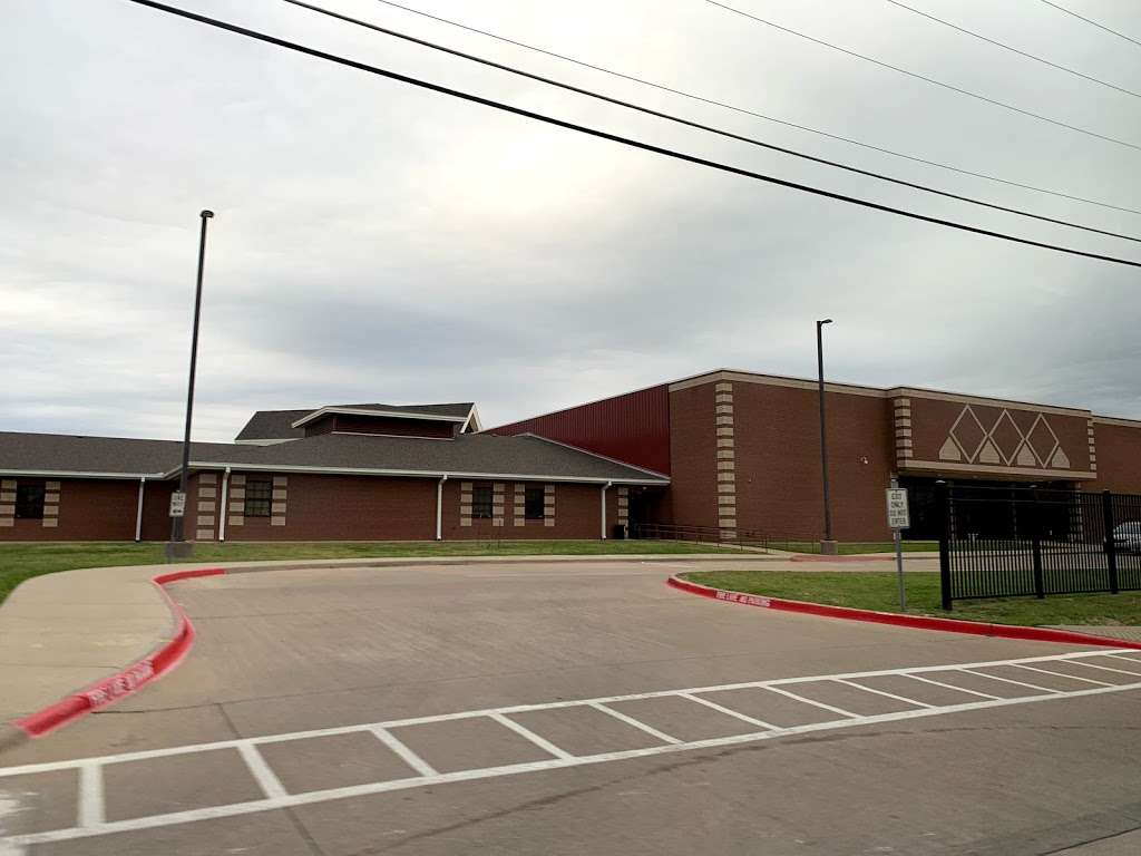 Colin Powell Elementary School | 5009 S Carrier Pkwy, Grand Prairie, TX 75052, USA | Phone: (972) 642-3961