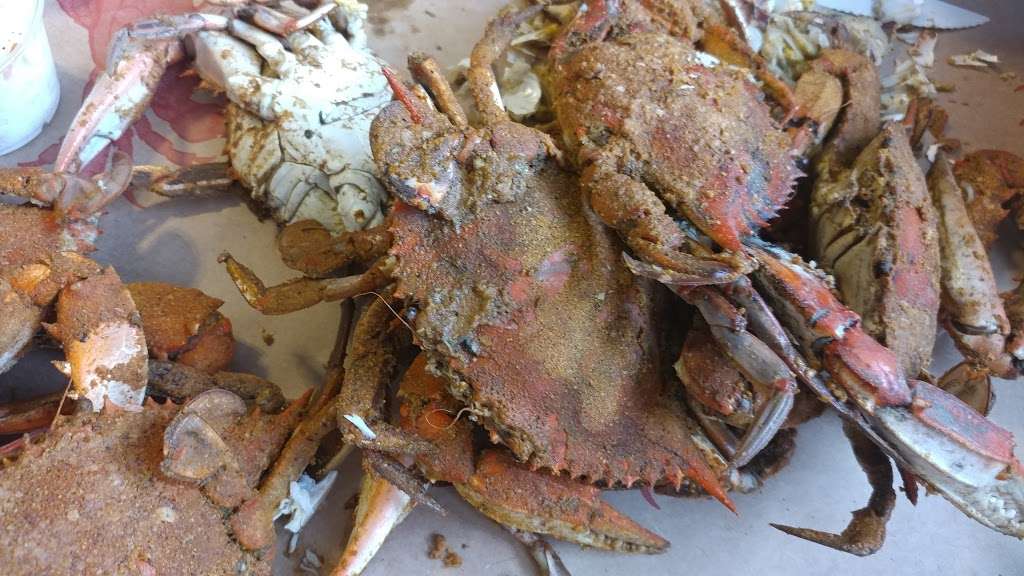 Captain Bob’s Crabs | 1 Main St E, Railroad, PA 17355, USA | Phone: (717) 235-1166