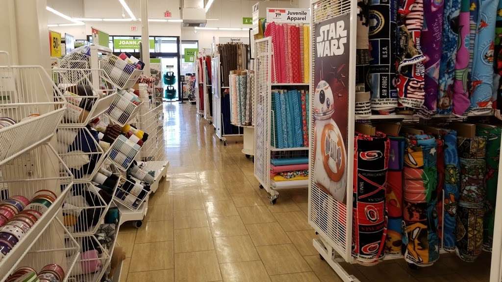 JOANN Fabrics and Crafts | 2102 US Hwy 70 SE, Hickory, NC 28602, USA | Phone: (828) 322-5056