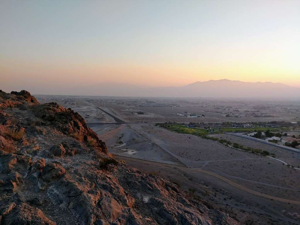 Lone Mountain Trailhead | Las Vegas, NV 89129, USA