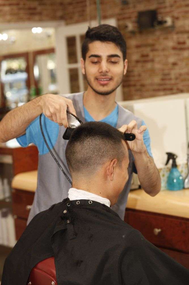 Daves Barber Shop | 183 Atlantic Ave, Freeport, NY 11520, USA | Phone: (516) 623-1414