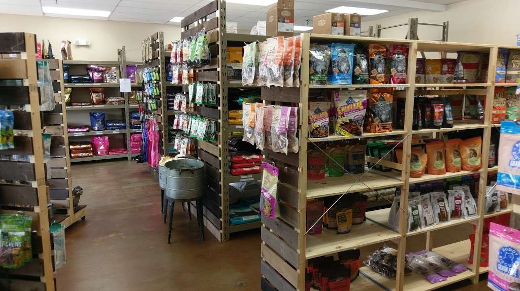 Pets Etc. | 720 Army Trail Rd, Carol Stream, IL 60188, USA | Phone: (630) 372-1919