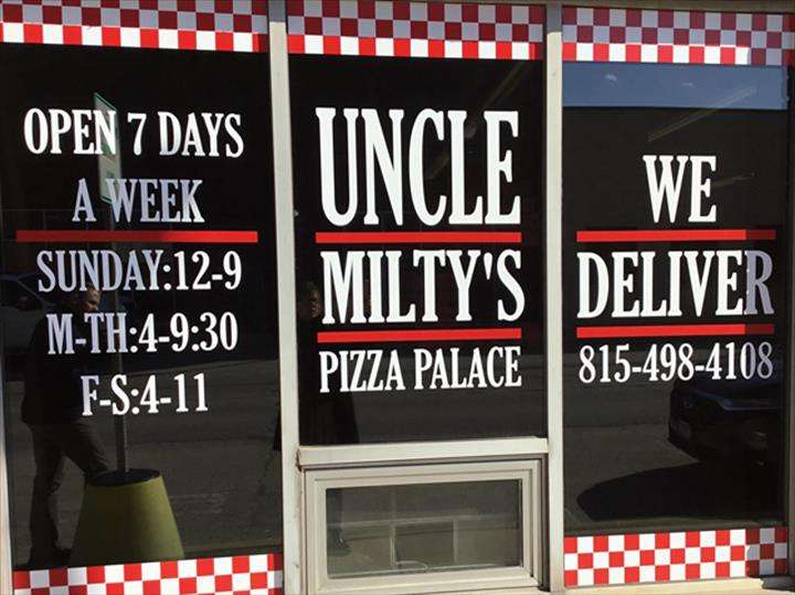 Uncle Miltys Pizza Palace | 138 W Market St, Somonauk, IL 60552, USA | Phone: (815) 498-4108