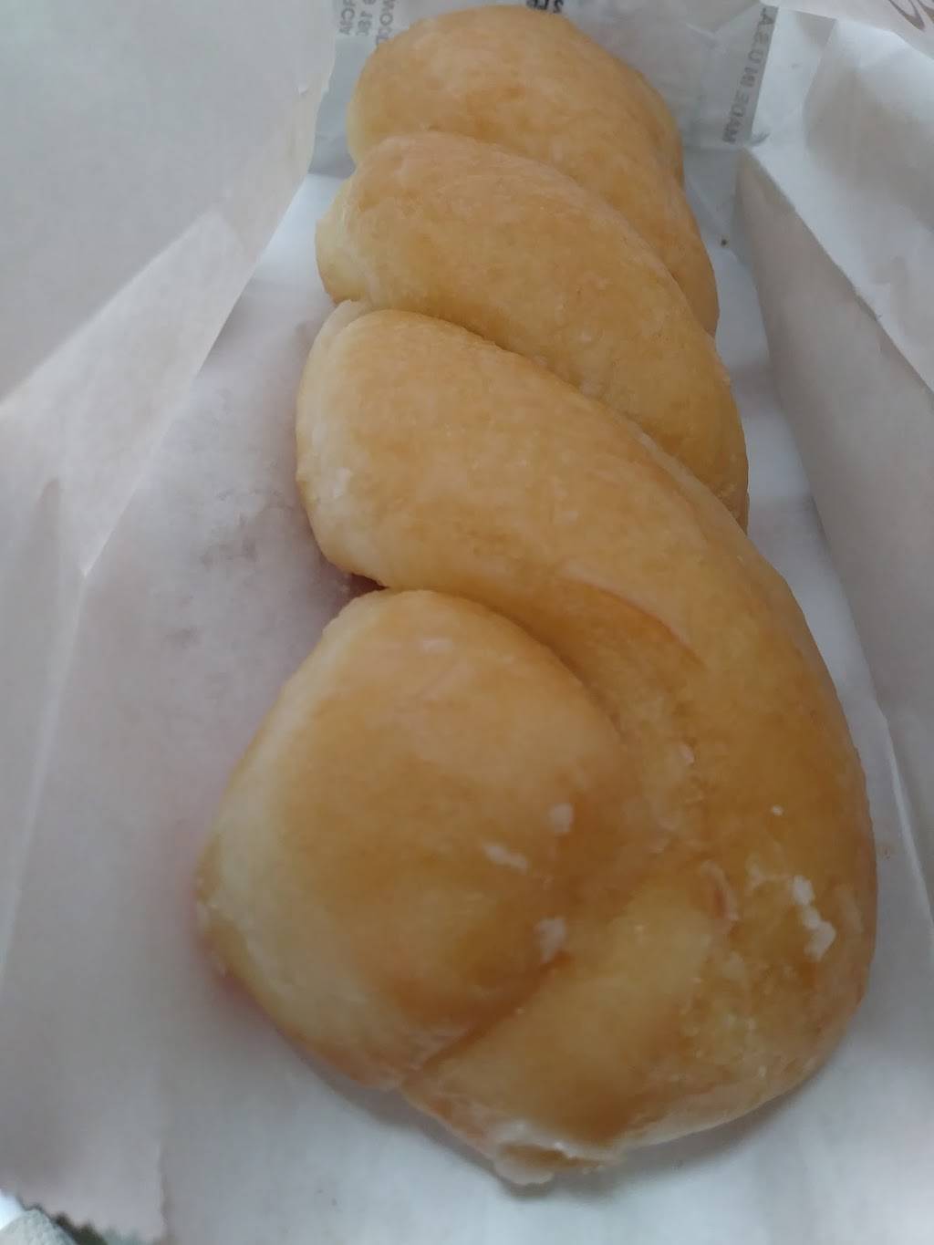 Donut Express | 2606 S Cherry Ln C, Fort Worth, TX 76116, USA | Phone: (817) 696-9415