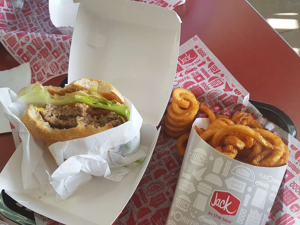 Jack in the Box | 2760 Cabrillo Ave, Torrance, CA 90501, USA | Phone: (310) 212-0967