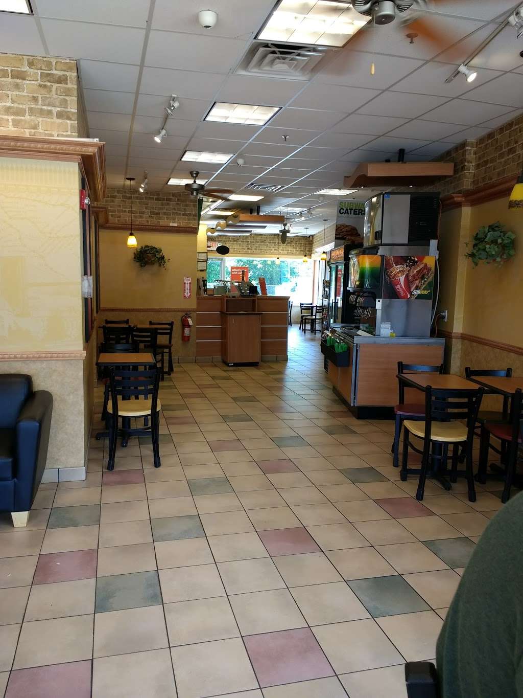 Subway Restaurants | 61 E Mt Pleasant Ave, Livingston, NJ 07039, USA | Phone: (973) 251-2458