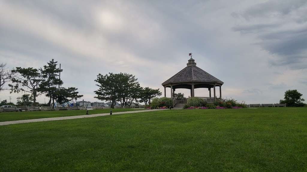 Lavallette Gazebo | Bay Boulevard, Lavallette, NJ 08735, USA | Phone: (732) 793-7477