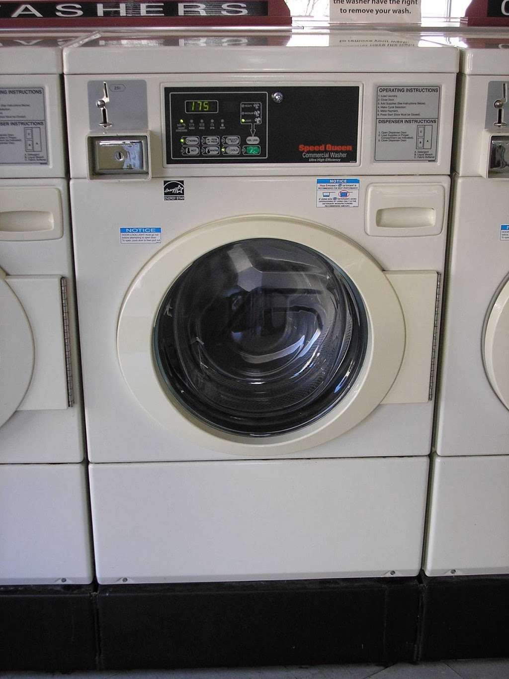 Highlander Laundromat | 75 N Walnut St, Slatington, PA 18080 | Phone: (610) 730-3163