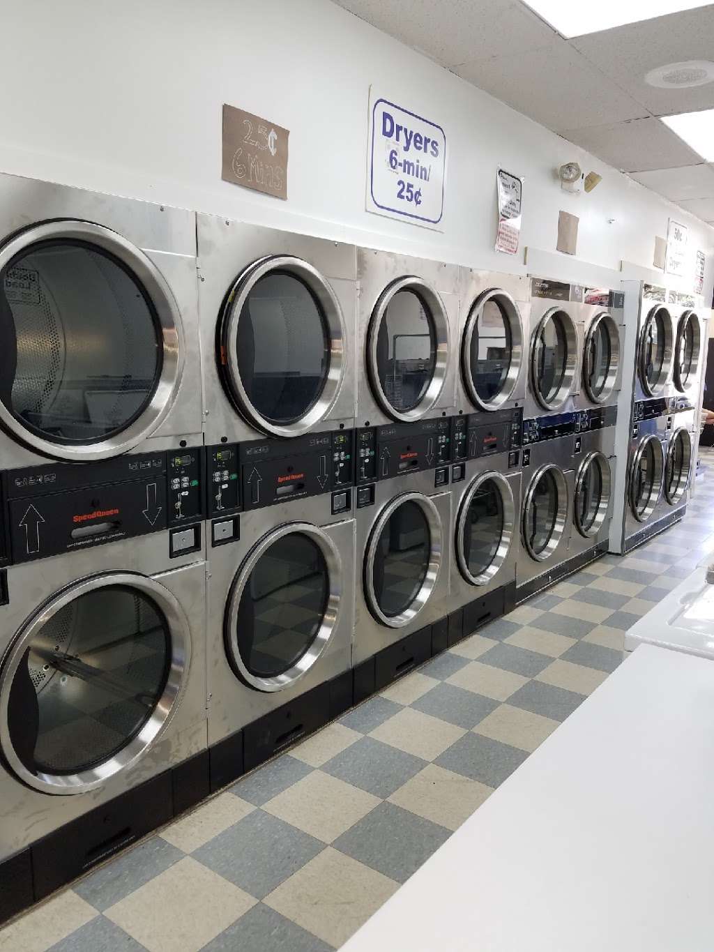 Smileys Laundromat | 1 County Road 516, Old Bridge, NJ 08857, USA | Phone: (201) 873-1310