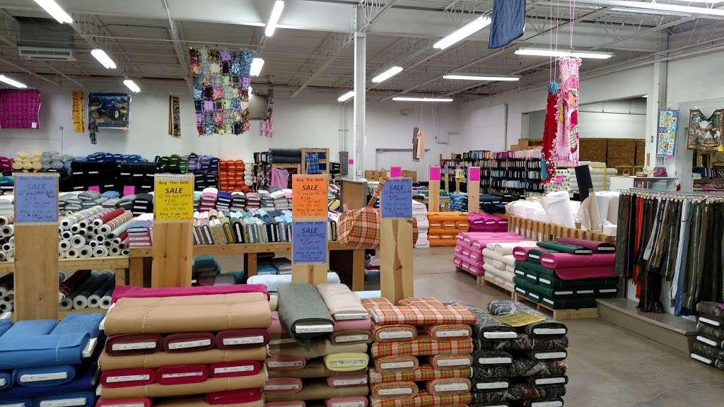 Zincks Fabric Outlet (Lancaster) | 1564 Main St #500, East Earl, PA 17519, USA | Phone: (717) 445-6123