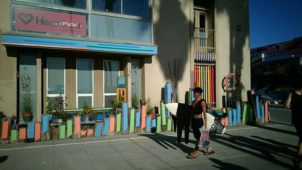 Pink Elephant Espresso Bar | STE#2, 801 Ocean Front Walk, Venice, CA 90291, USA | Phone: (424) 744-8336