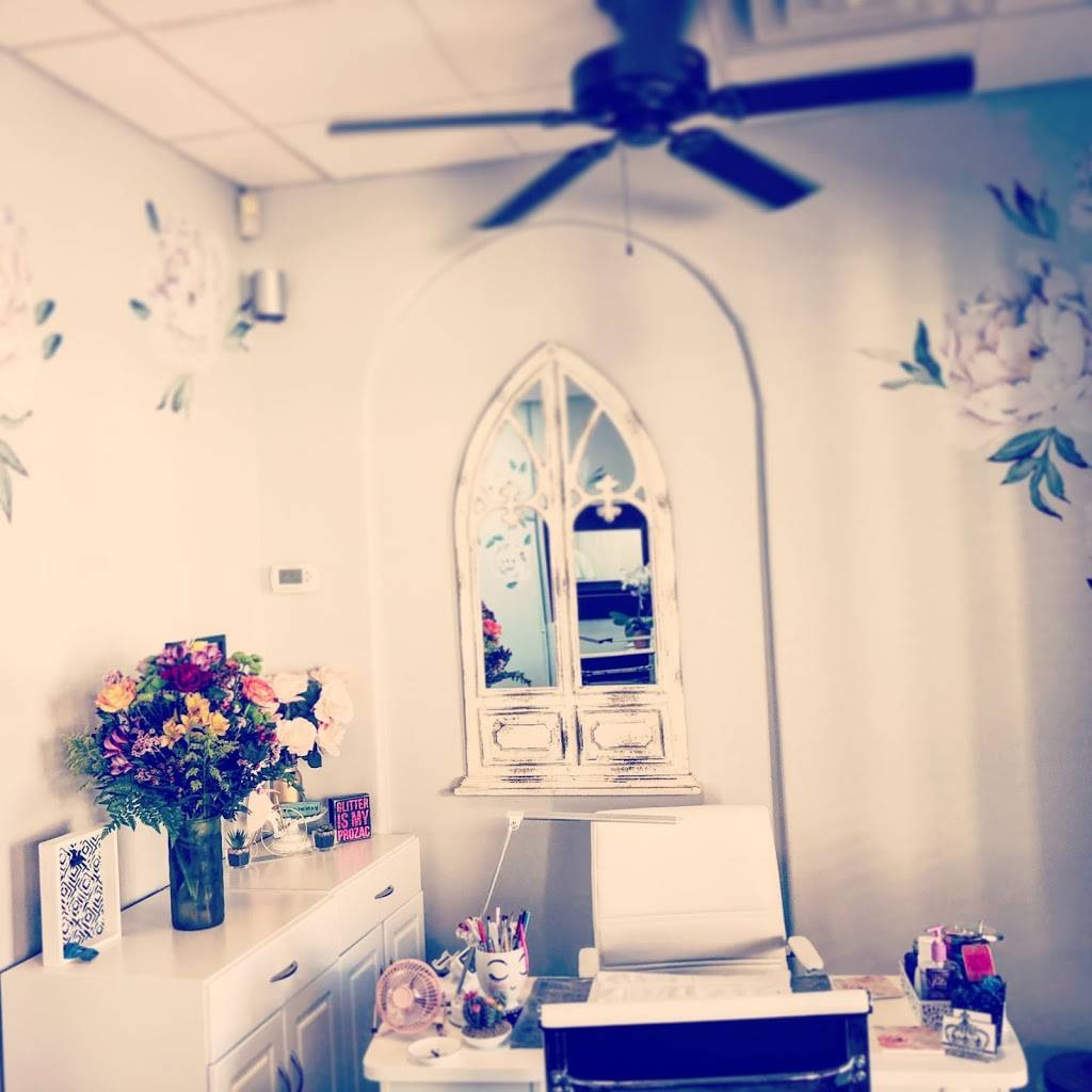 The Parlor Salon and Skin Care | 2655 W Guadalupe Rd, Mesa, AZ 85202, USA | Phone: (480) 993-5932