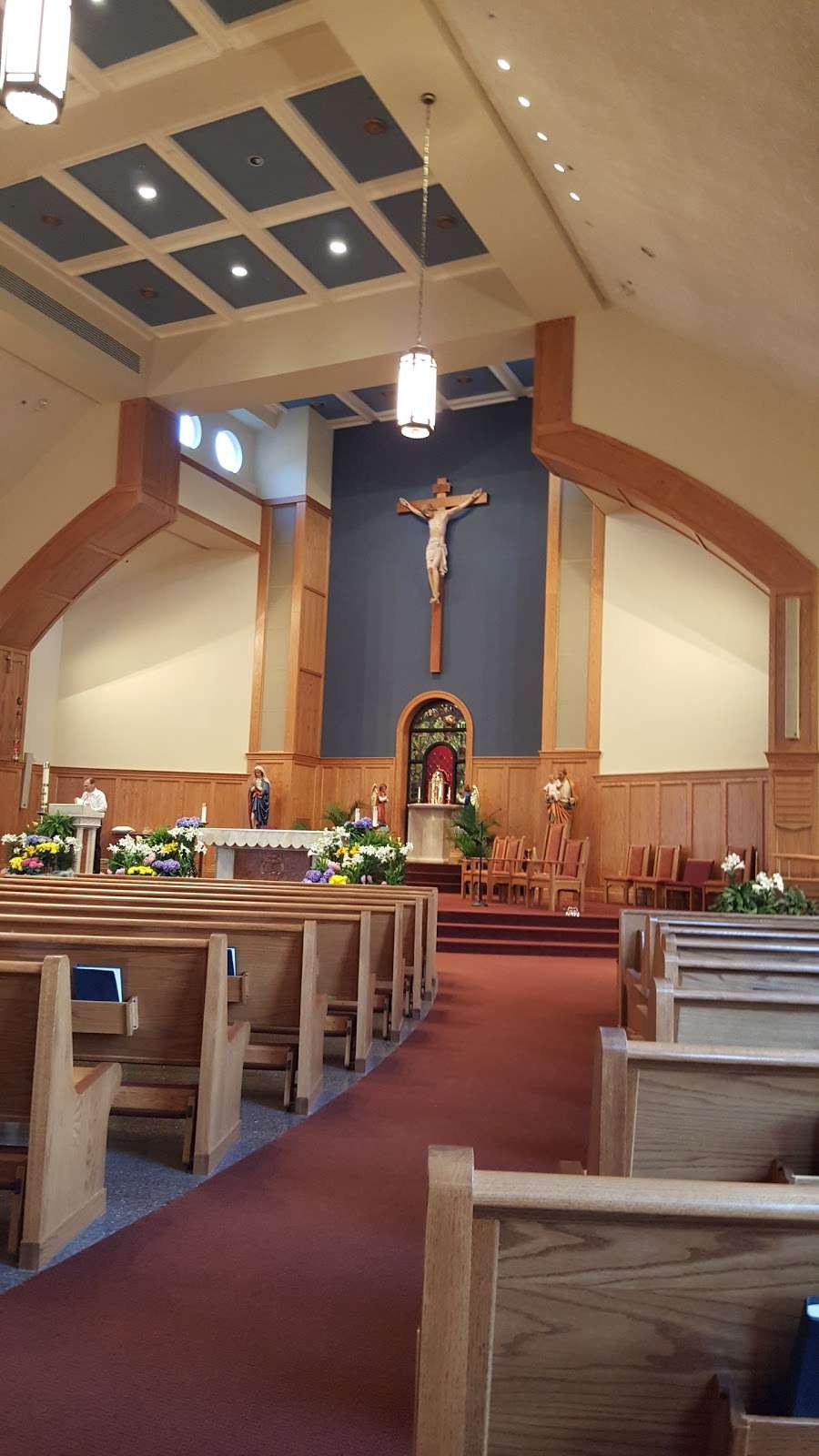 St. Peter the Apostle Roman Catholic Church | 9190 Church St, Union Bridge, MD 21791, USA | Phone: (301) 898-5111