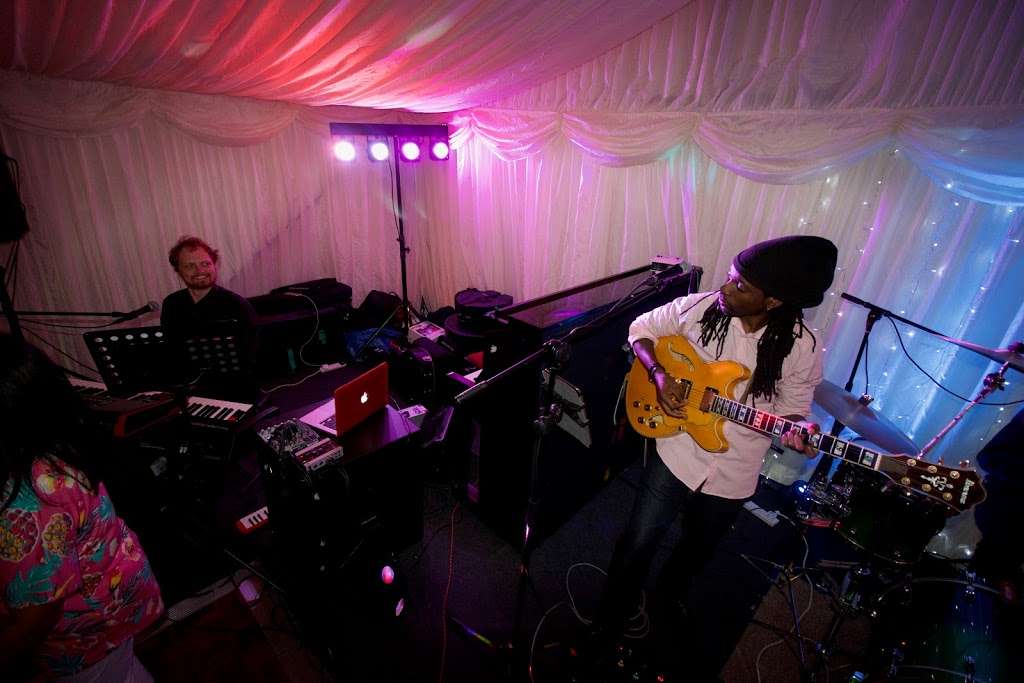 Rebels & Records London Wedding Band | 12 Galton House, Royal Herbert Pavilions, 414 Shooters Hill Road, London SE18 4LN, UK | Phone: 07870 991908