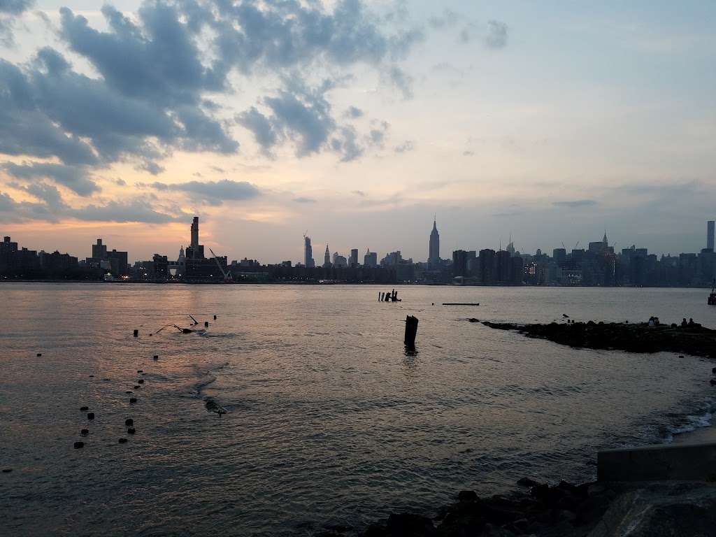 India St./Greenpoint Terminal | 10 India St, Greenpoint, NY 11222, USA