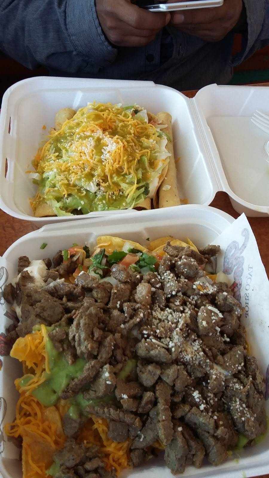 Robertos Taco Shop | 4430 E Washington Ave, Las Vegas, NV 89110, USA | Phone: (702) 387-2555