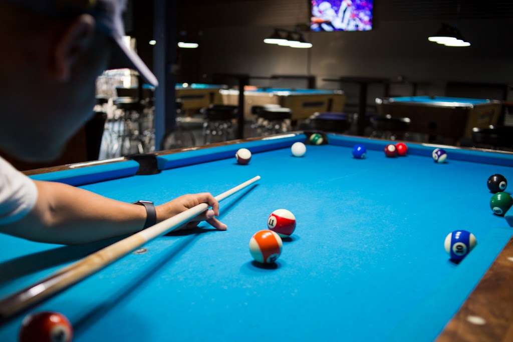 Pockets Billiards & Brew | 5610 Kearny Mesa Rd suite e, San Diego, CA 92111, USA | Phone: (858) 876-5452