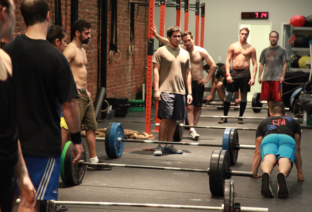 CrossFit Crescenta Valley | 3706 Park Pl, Montrose, CA 91020, USA | Phone: (818) 309-0005