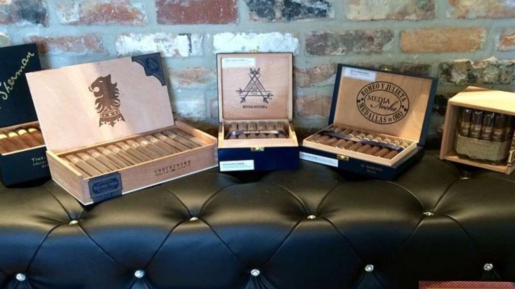 International House of Stogies | 7425 Hwy 6, Missouri City, TX 77459, USA | Phone: (281) 208-7963