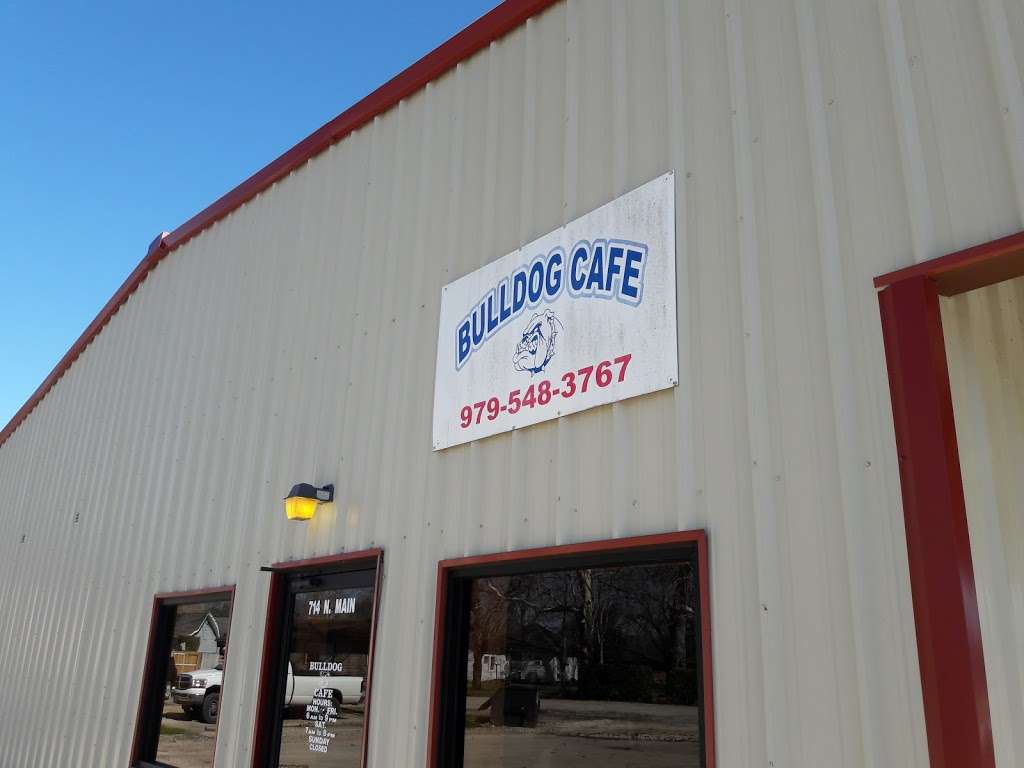 Bulldog Cafe | 714 N Main St, Sweeny, TX 77480, USA | Phone: (979) 548-3767