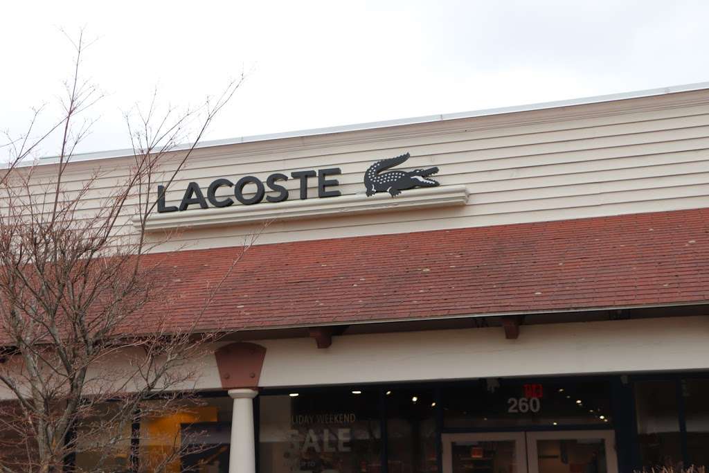 Lacoste | 1 Premium, Outlet Blvd Suite 260, Wrentham, MA 02093 | Phone: (508) 384-8095