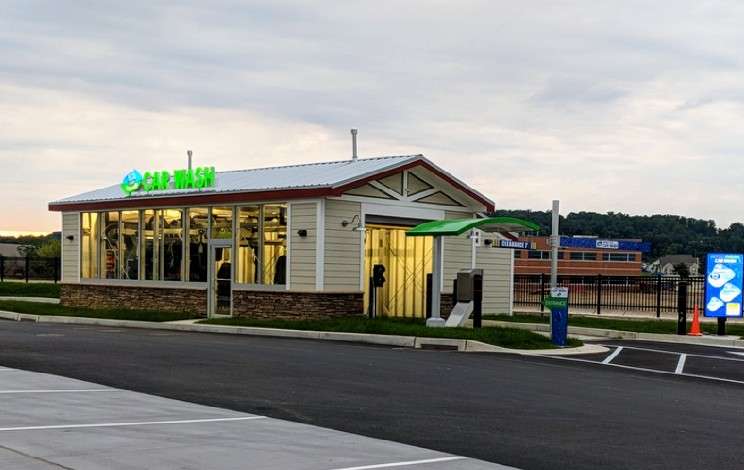 Royal Farms | 206 Roherstown Road, Lancaster, PA 17603, USA | Phone: (717) 305-4808