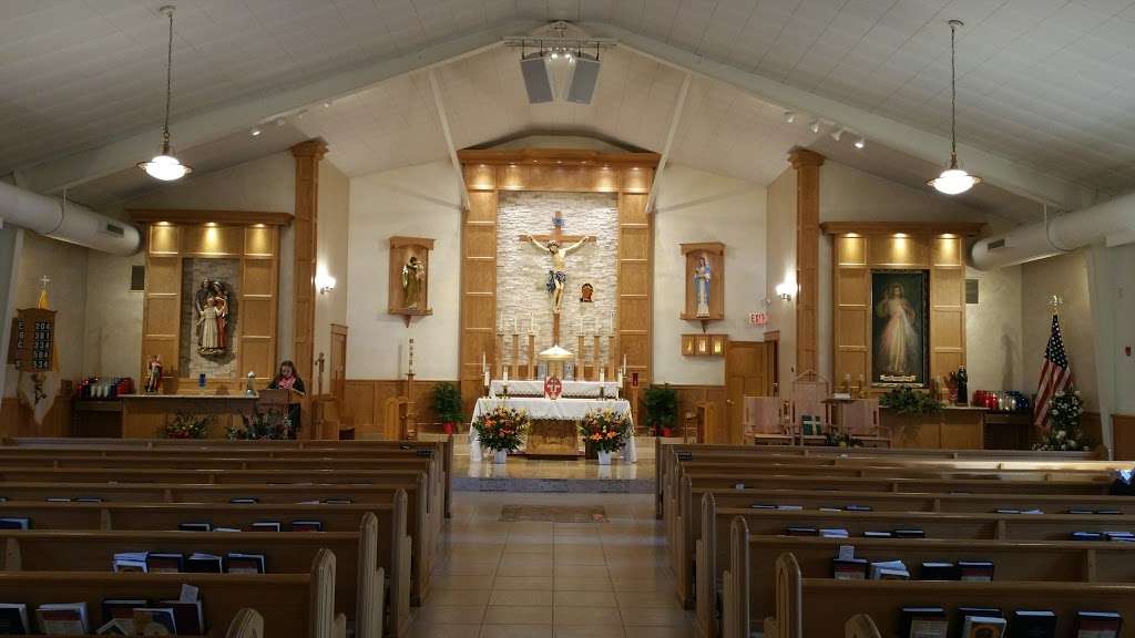 St John Vianney Catholic Church | 401 Brassel St, Lockport, IL 60441 | Phone: (815) 723-3291