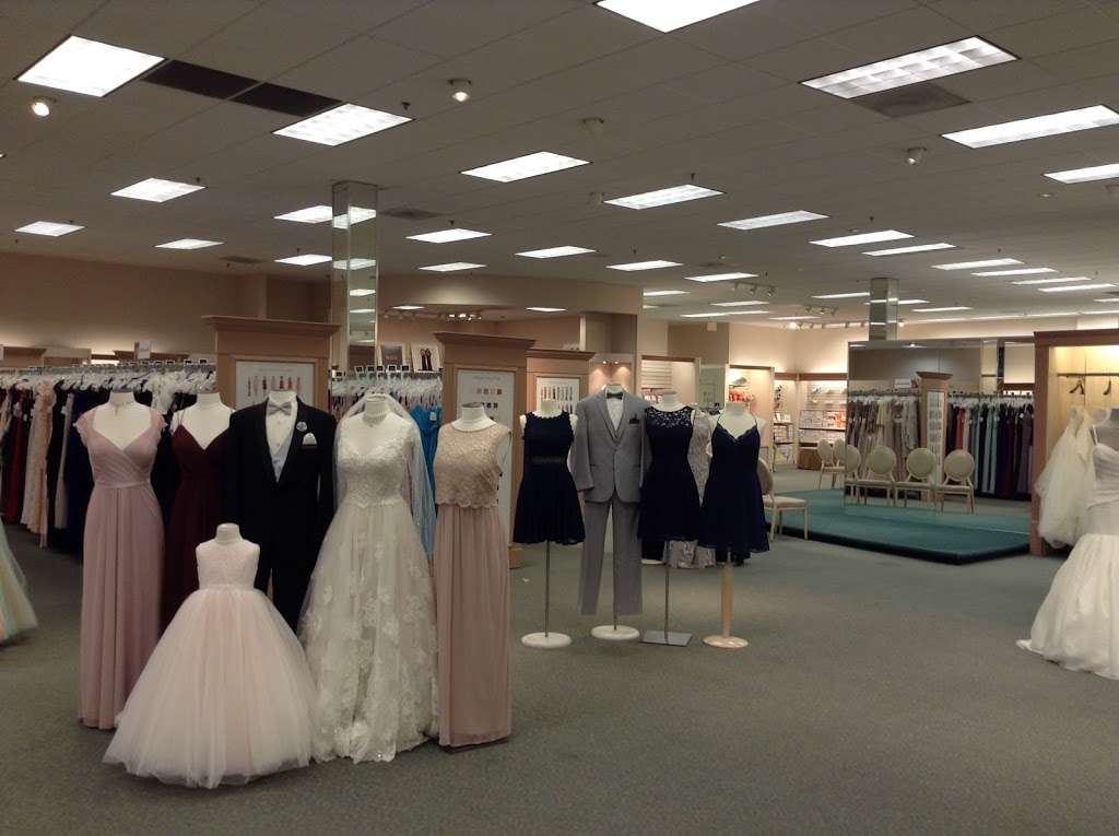 Davids Bridal | 123 Colma Blvd, Colma, CA 94014, USA | Phone: (650) 755-3001