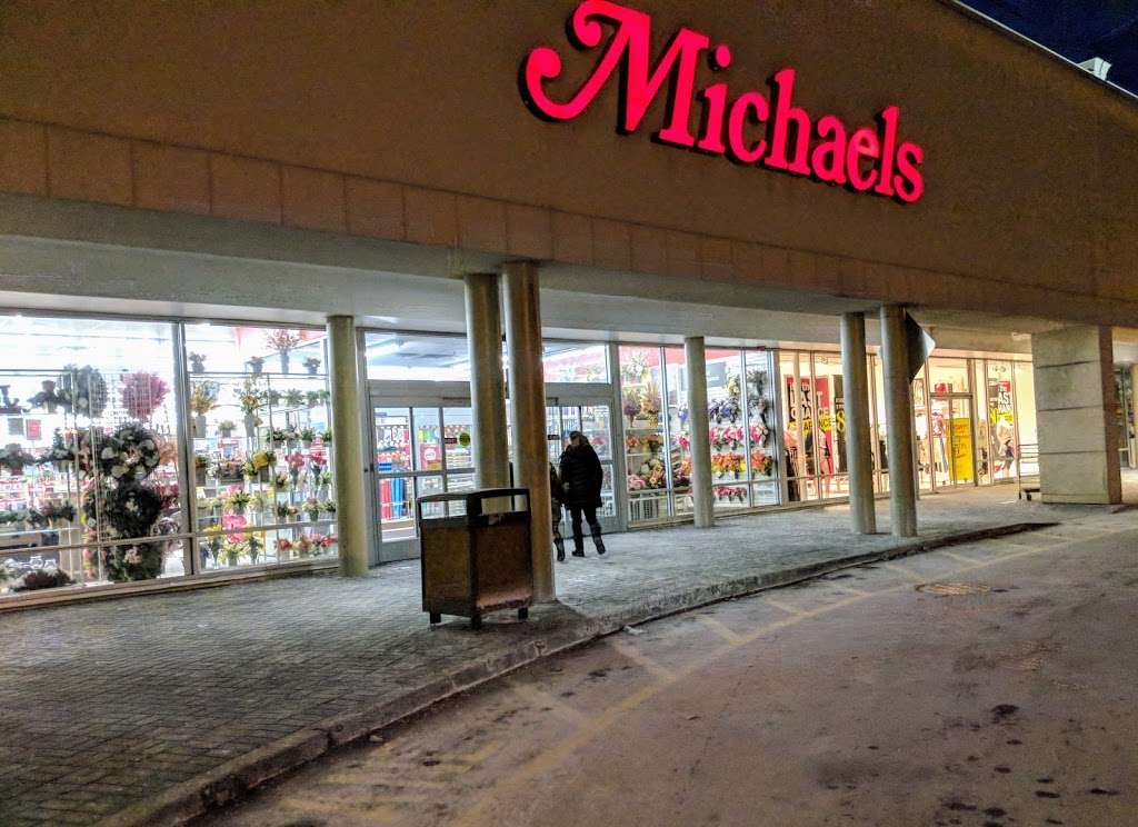 Michaels | 75 Interstate Shop Center, Ramsey, NJ 07446 | Phone: (201) 934-5435