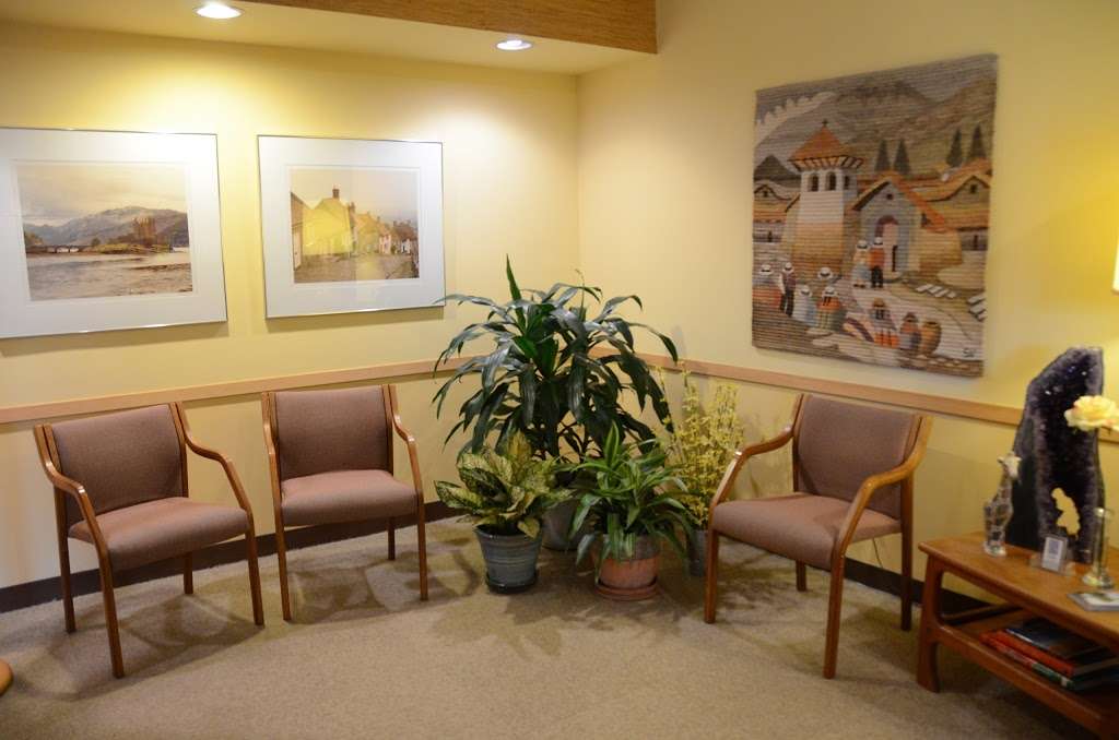 Keller Chiropractic Office | 4060 N Main St, Racine, WI 53402, USA | Phone: (262) 639-2210