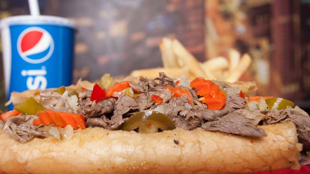 Johnnys Beef & Gyros | 3567 W Jefferson St, Joliet, IL 60431, USA | Phone: (815) 725-1590