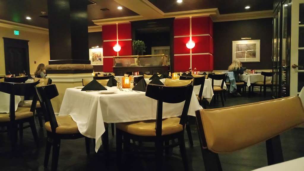 Rossas Cucina Enoteca | 425 N Vineyard Ave, Ontario, CA 91764, USA | Phone: (909) 937-1220