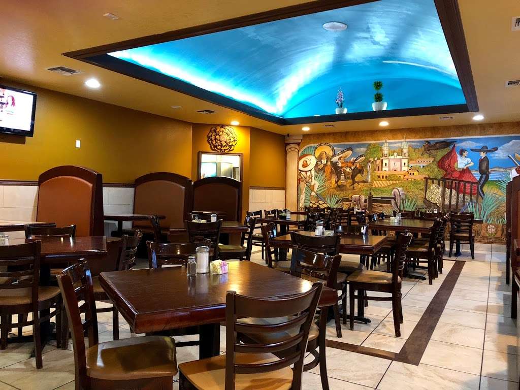 Jimador Restaurant & Bar | 1106 Vance Jackson Rd, San Antonio, TX 78201, USA | Phone: (210) 732-3315