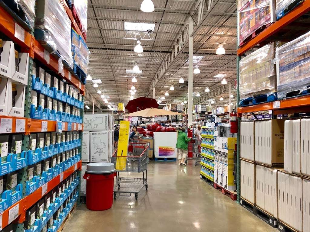 Costco Wholesale | 4725 West Ox Rd, Fairfax, VA 22030, USA | Phone: (703) 332-3200